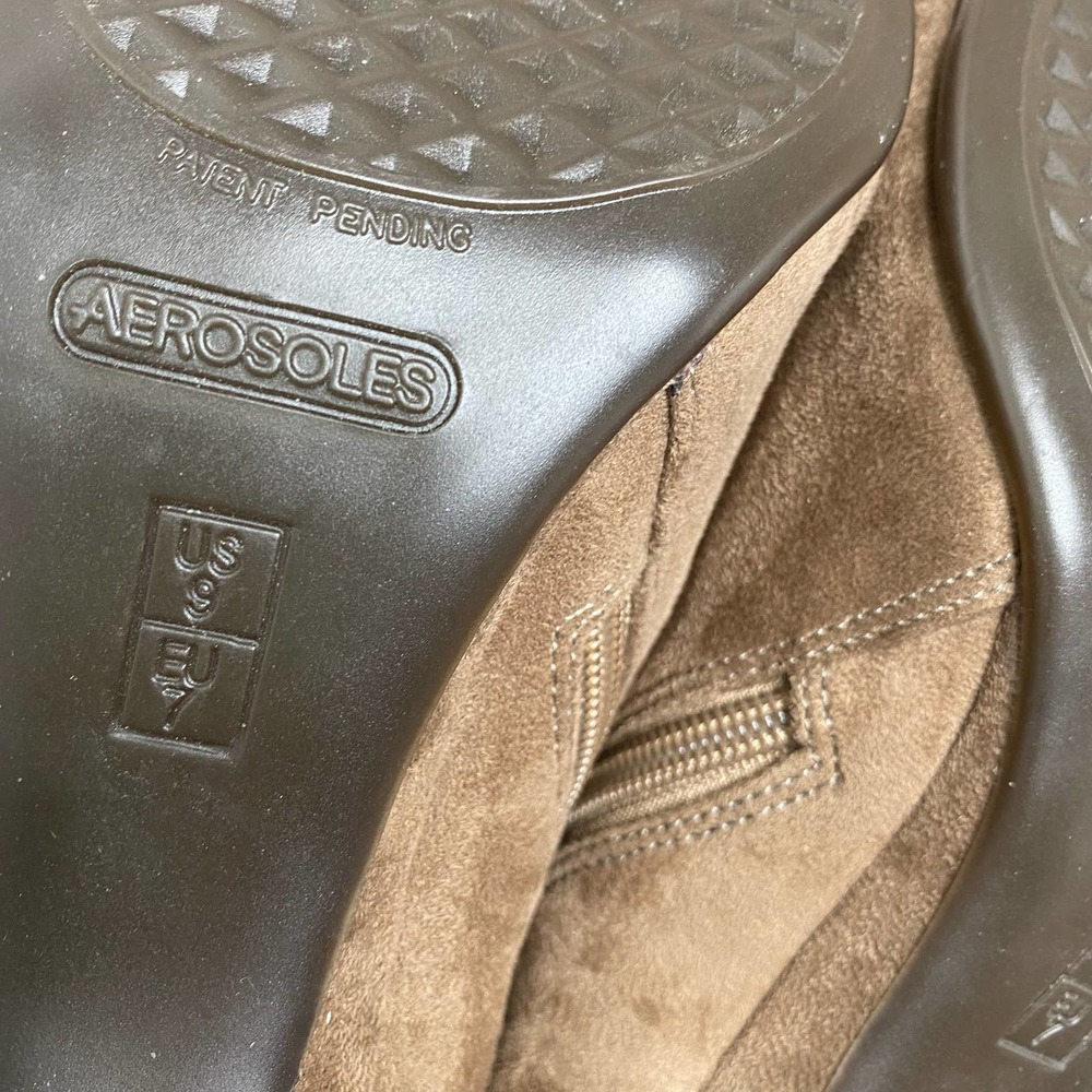 Aerosoles Heels Brown Seascape Taupe Faux Suede Zipper Booties Size 9M - Picture 4 of 7